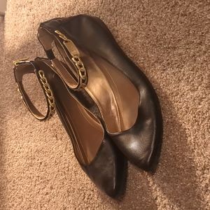BCBGeneration Black Flats